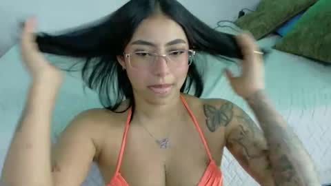 Riley scarlett online show from November 19, 7:36 pm