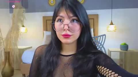 Riley Sierra online show from December 10, 12:27 pm