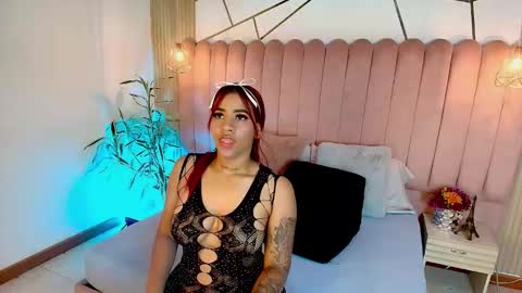 Snapshot of rileyallen01 chatting on October 20, 7:28 pm Rilley Allen online show from October 20, 7:28 pm