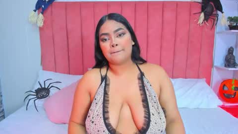 Snapshot of rileydolly chatting on October 24, 5:14 am RileyDolly online show from October 24, 5:14 am