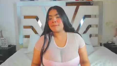 Snapshot of rileydolly chatting on September 20, 5:06 am RileyDolly online show from September 20, 5:06 am