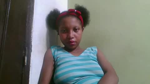 rinah654271 online show from March 31, 9:20 am