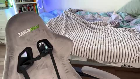 Snapshot of ripper_66 chatting on September 25, 1:10 pm DianaBrite fansl y online show from September 25, 1:10 pm