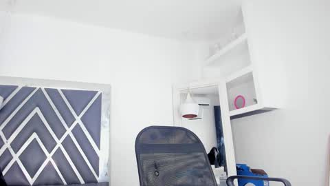 Ririblonde online show from October 17, 4:21 pm