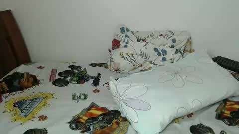 Snapshot of rita_ora01 chatting on October 12, 11:34 am rita online show from October 12, 11:34 am