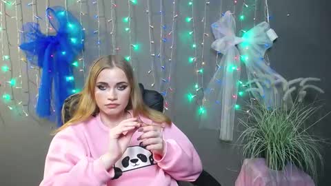 ritakiskis online show from November 13, 8:08 pm