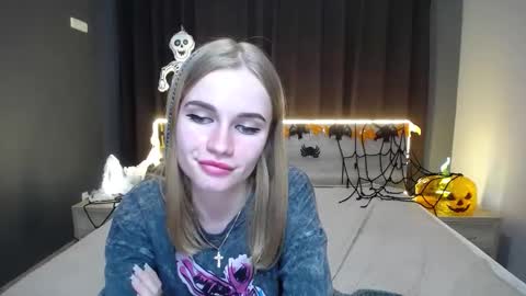 Snapshot of ritakiskis chatting on October 16, 10:12 pm ritakiskis online show from October 16, 10:12 pm