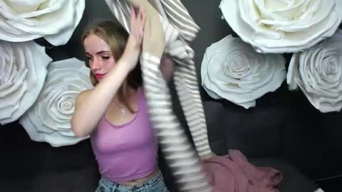 Snapshot of ritakiskis chatting on September 19, 8:19 pm ritakiskis online show from September 19, 8:19 pm