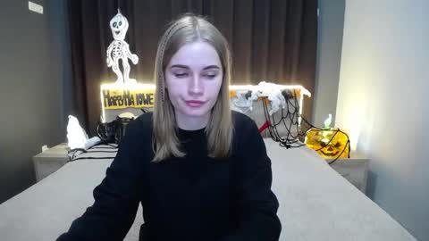 Snapshot of ritakiskis chatting on November 1, 8:24 pm ritakiskis online show from November 1, 8:24 pm