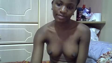 Snapshot of riyan_sexy chatting on October 4, 12:11 pm riyan online show from October 4, 12:11 pm