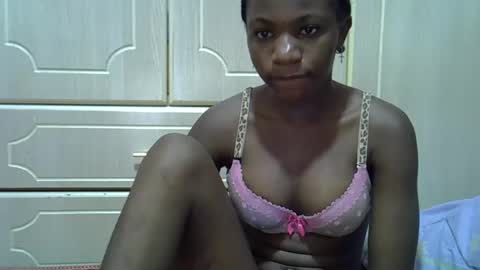 Snapshot of riyan_sexy chatting on November 1, 12:37 am riyan online show from November 1, 12:37 am