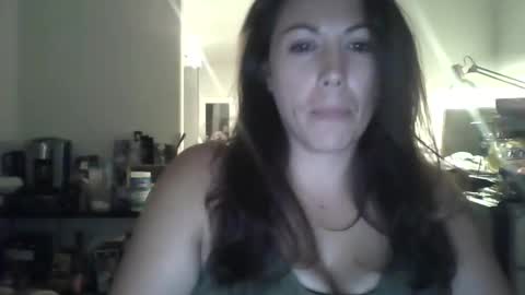 Snapshot of rnrbeauty99 chatting on October 18, 8:50 am rnrbeauty99 online show from October 18, 8:50 am