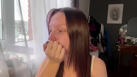 Ivy online show from March 25, 1:47 pm