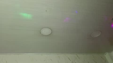 robin_bennett_ online show from July 10, 1:11 pm