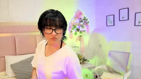 robin D online show from October 15, 12:19 pm