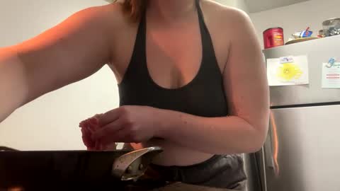 robyn6869 online show from February 1, 2:24 pm