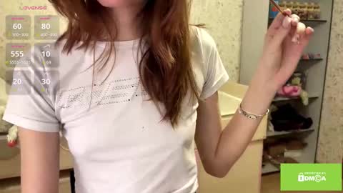 robynsentinella online show from March 12, 2:47 am