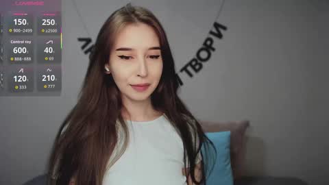 Snapshot of rocketsgirl chatting on October 22, 6:18 am rocketsgirl online show from October 22, 6:18 am