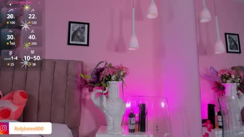 Snapshot of rolyloren chatting on March 6, 8:27 pm Marcela online show from March 6, 8:27 pm