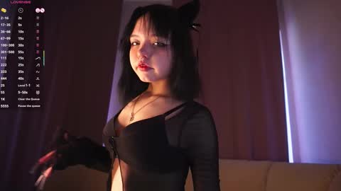 Snapshot of romainerudoy chatting on October 7, 9:46 am Yupi online show from October 7, 9:46 am