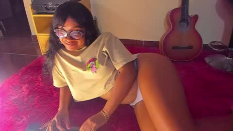 Is A Belle online show from December 22, 3:55 am