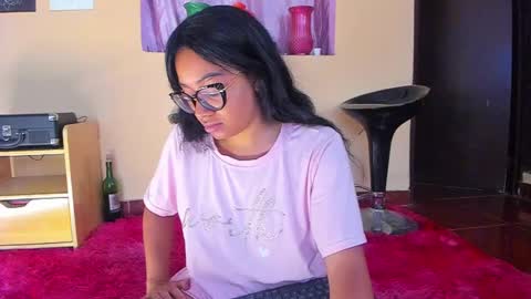 Is A Belle online show from December 22, 2:06 pm