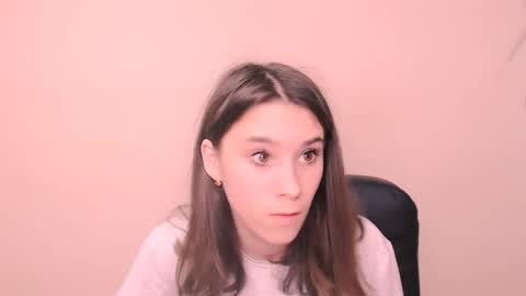 Snapshot of rosalais_ chatting on October 22, 7:02 am Rose online show from October 22, 7:02 am