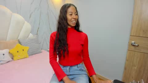 Snapshot of rosalinda_cortez chatting on December 24, 12:11 pm Rosalinda online show from December 24, 12:11 pm