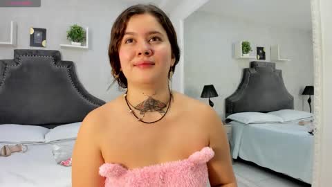 Rosaline Grey online show from October 13, 7:11 am