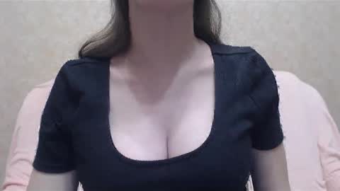 RosalNiils online show from March 9, 4:44 pm