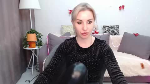 rose  shine online show from March 12, 11:42 am