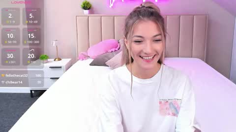 Snapshot of rose_dixon chatting on October 8, 2:27 am Kimberlly online show from October 8, 2:27 am