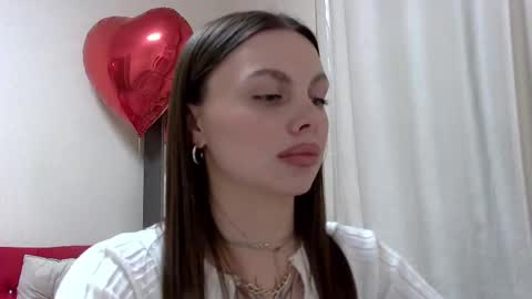 Rose Hubbard online show from February 16, 4:42 pm