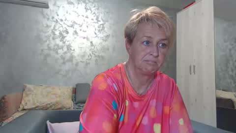 Lovepinklilly online show from February 2, 5:48 pm