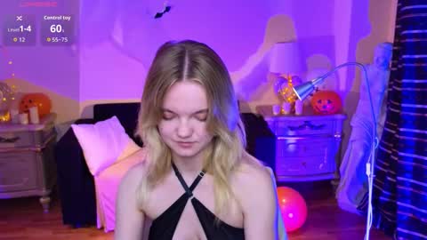 Sweety Kate online show from October 23, 5:13 am