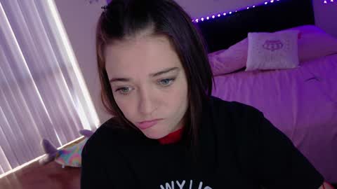 Snapshot of rosetaylorla chatting on December 2, 10:54 pm Rose Taylor online show from December 2, 10:54 pm