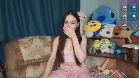 Rosewrs online show from October 21, 1:26 pm