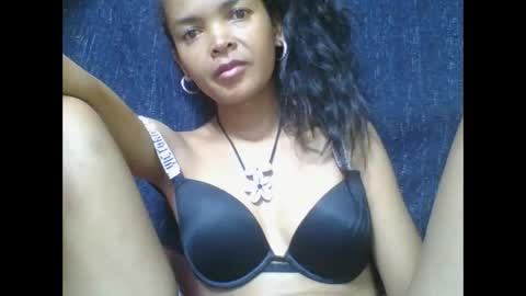 rosia685234 online show from January 30, 2:15 pm