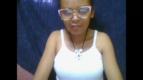 rosia685234 online show from February 18, 1:55 pm