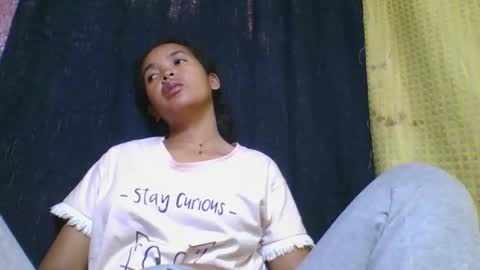 Snapshot of rosia685234 chatting on October 6, 4:51 am rosia685234 online show from October 6, 4:51 am