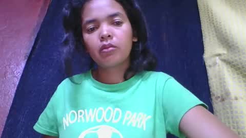 Snapshot of rosia685234 chatting on October 23, 3:12 am rosia685234 online show from October 23, 3:12 am