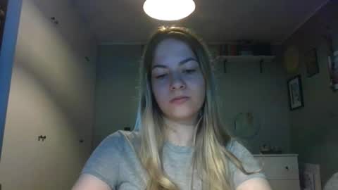 Snapshot of rosie_june chatting on September 16, 6:54 am Rosie online show from September 16, 6:54 am