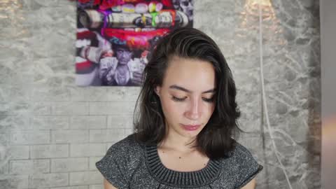 Snapshot of ross_b1 chatting on December 23, 8:11 am ROSS - online show from December 23, 8:11 am