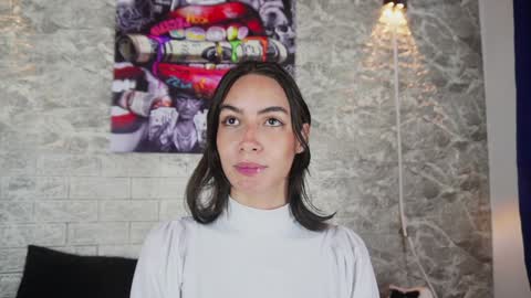 Snapshot of ross_b1 chatting on December 11, 11:19 am ROSS - online show from December 11, 11:19 am