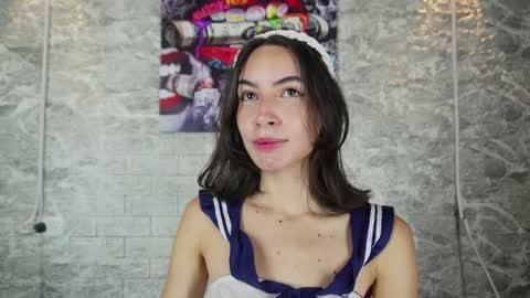 Snapshot of ross_b1 chatting on December 10, 11:00 am ROSS - online show from December 10, 11:00 am