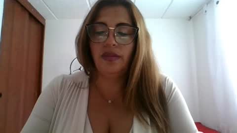 Snapshot of rossanalionheart chatting on February 26, 7:40 pm Rossana online show from February 26, 7:40 pm