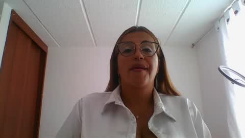 Snapshot of rossanalionheart chatting on February 1, 7:13 pm Rossana online show from February 1, 7:13 pm