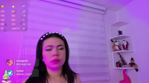   online show from December 24, 11:06 am