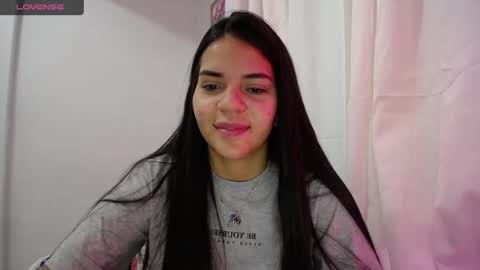 Snapshot of rossebunny25 chatting on September 30, 2:01 pm Rosse online show from September 30, 2:01 pm