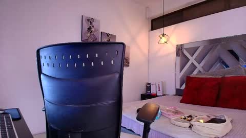 Ross online show from April 15, 3:07 am